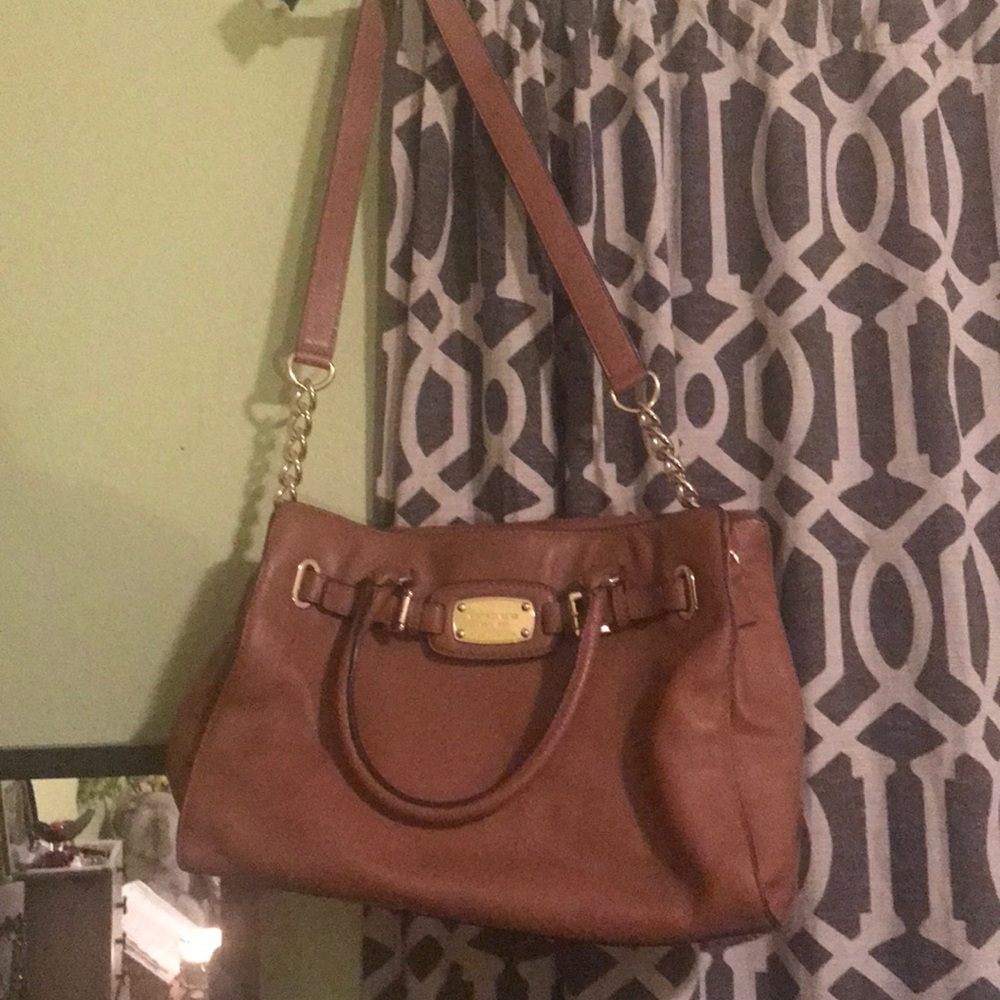 Micheal Kors purse